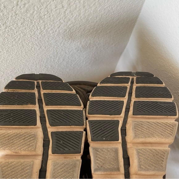 On Running Cloud 5 Mocha/Sand Lace Front Sneaker - Picture 9 of 9